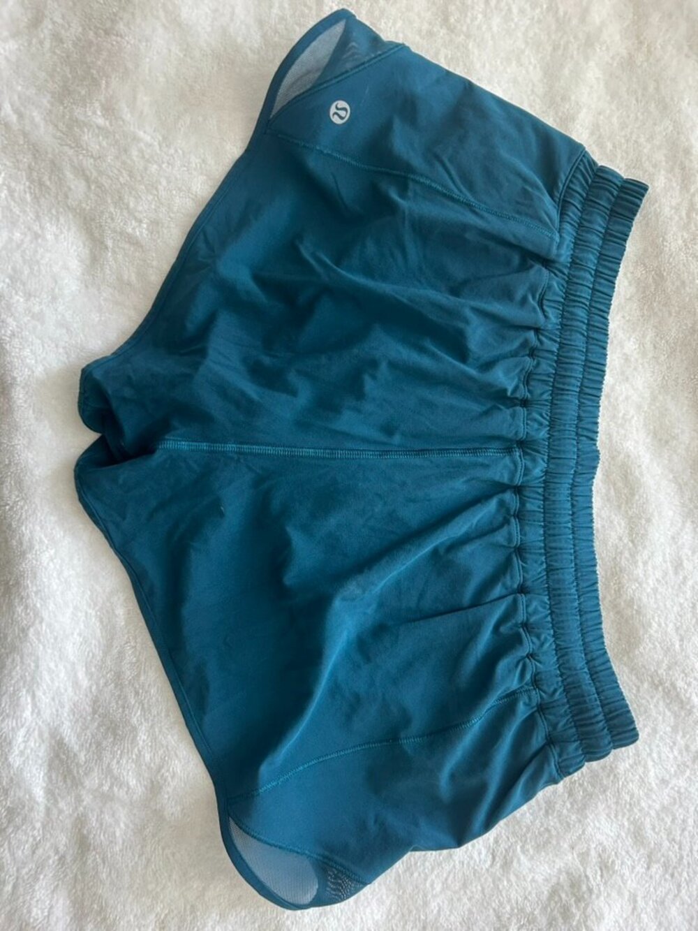 Lululemon Hotty Hot Short 2.5" Inseam Size 10